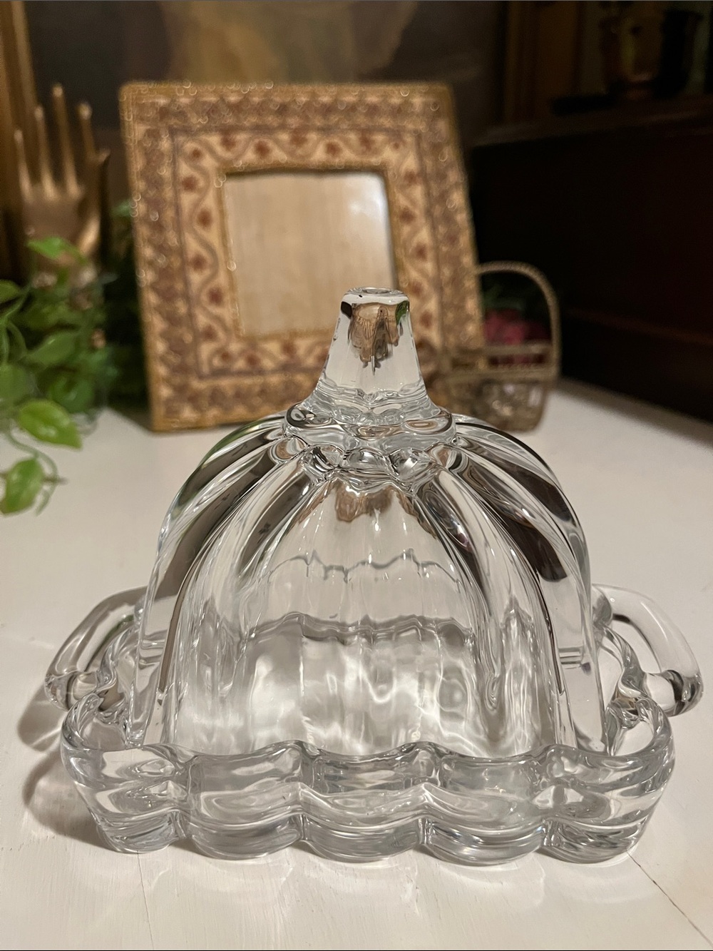 CRYSTAL TRINKET DISH No chips or cracks - Stunning! - Scalloped - Handled - Vtg